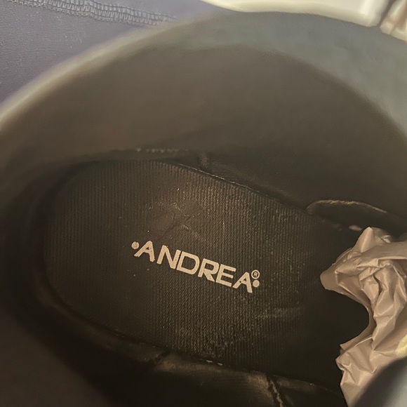 Size 7.5 ANDREA Black Lace-Up Ankle Chunky Boots Alt Fall Winter Goth - Picture 2 of 7